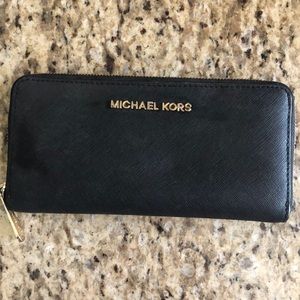 Michael Kors Jet Set Black Wallet